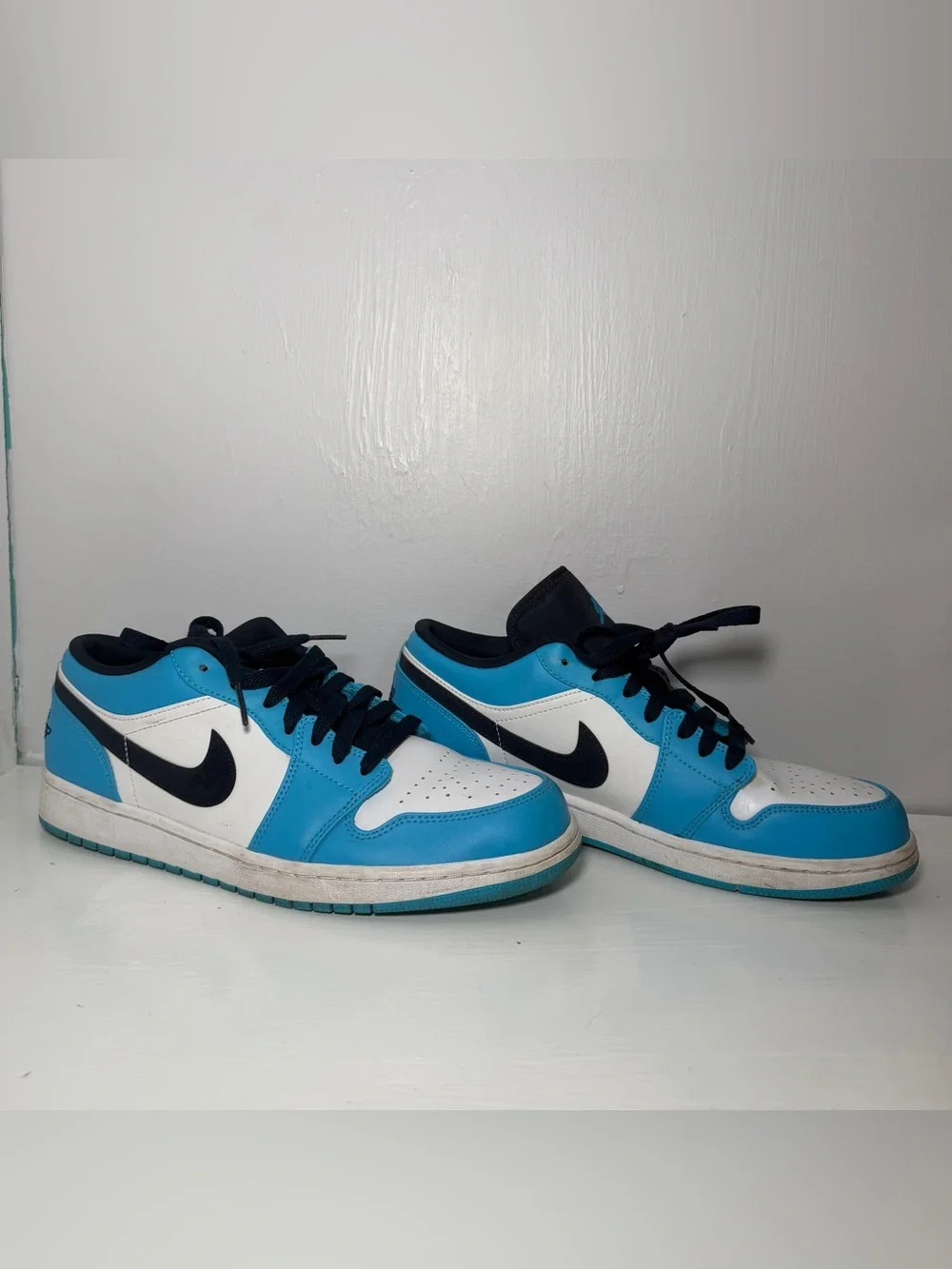 Jordan 1 low UNC